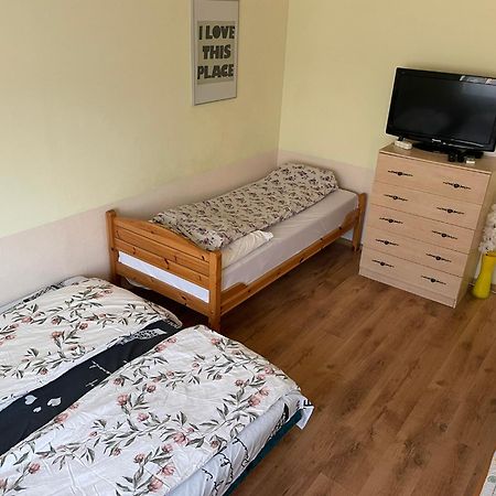 Red Locomotive Apartment ブダペスト エクステリア 写真